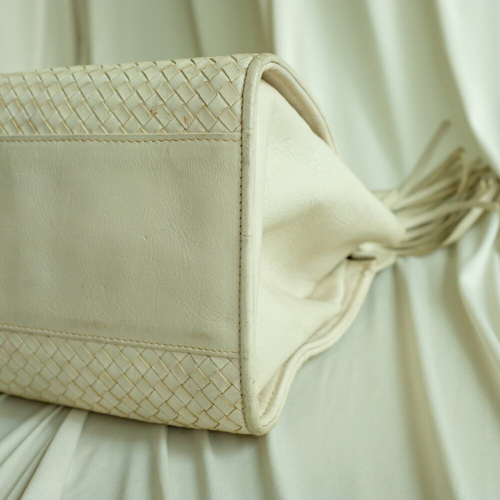 Fendi Woven Leather Tassel Bag - Cream/White, Gold Handles, Vintage - Picture 10 of 16